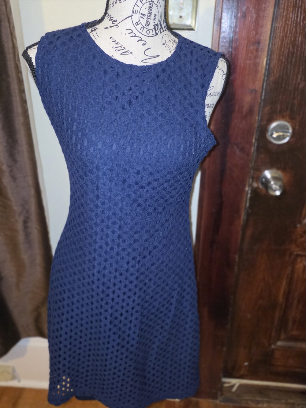 Sharagano Navy Blue Eyelet Sleeveless Lined Sheath Dress Size 4